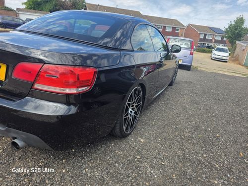 BMW 335i M Convertible Shadow Line — image 2