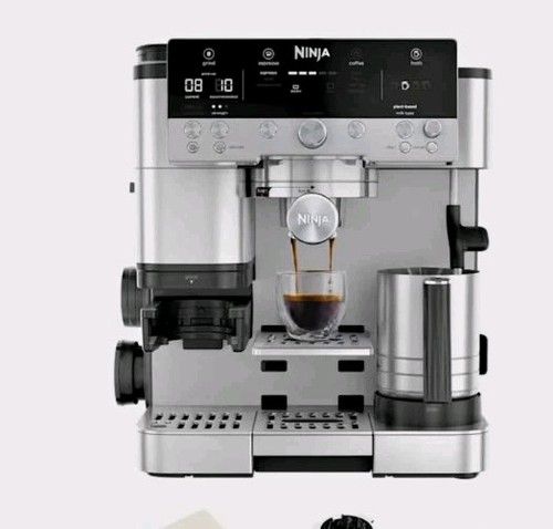 Ninja Luxe Café Premier ES601UK Espresso Machine Silver/Black Milk Frother