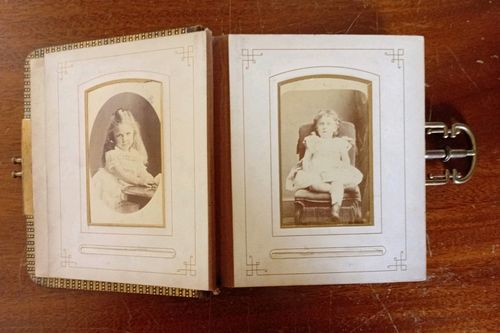 Antique Victorian Leather Photo Album 36 Cabinet Cards CdV D.R.P. ANGEM — image 8