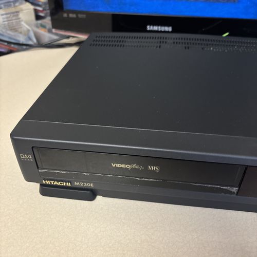 Hitachi M230E Video VCR VHS Player Recorder. Power Tested and working no remote  — image 3