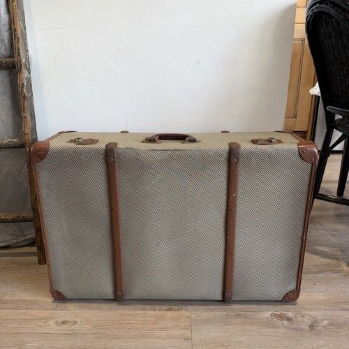 Vintage 1950s Pioneer Luggage Tweed Suitcase Gingham Lining Coventry Provenance 