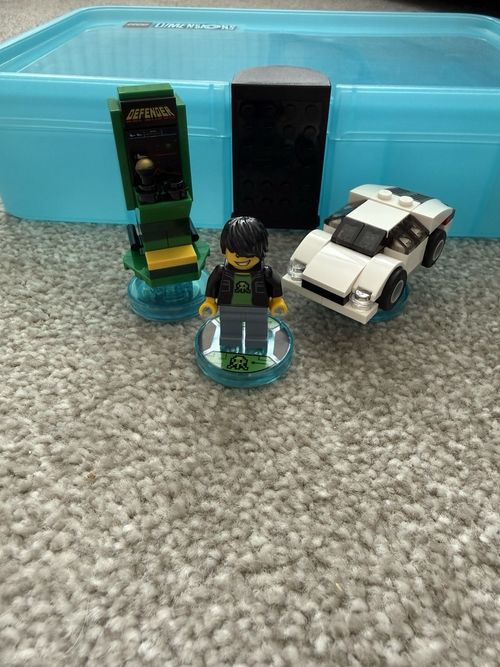 LEGO Dimensions Lot Minifigures, Vehicles & Storage Cases - Sonic, DC, Ninjago — image 6