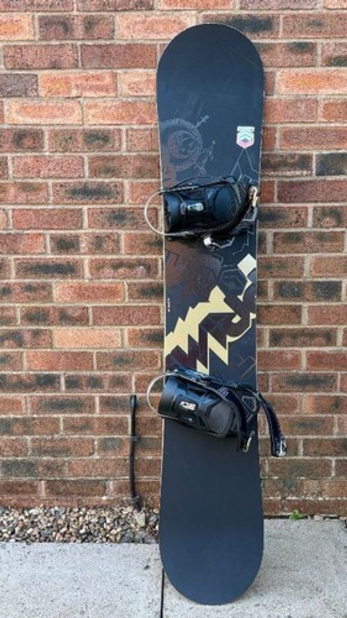 FTWO F2 Wide 160cm All-Mountain/Freestyle Snowboard & Carry Bag