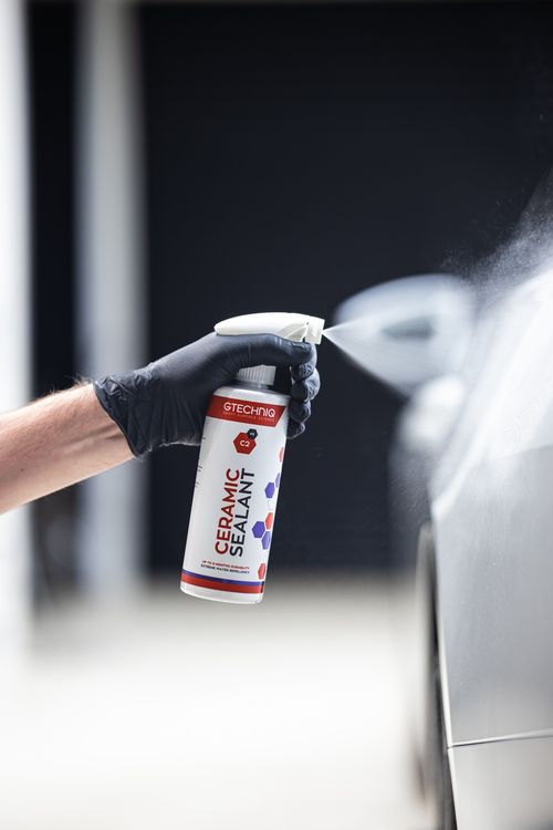 Gtechniq C2 Ceramic Sealant Car Shine Coating UV Rays & Dirt Protection 250mL — image 3