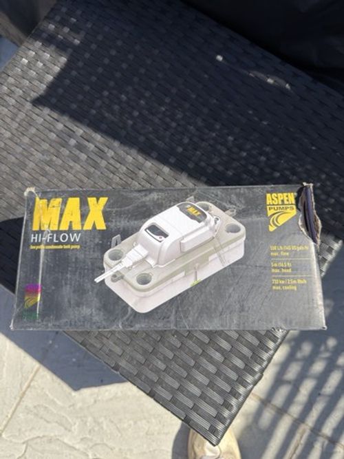 Aspen Pumps MAX HI-FLOW Condensate Pump Low Profile 230V 0.45A 1 Phase