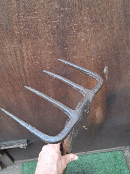 Vintage Drag Fork 4 Prong Manure Straw Hay Fork Farm Tool Old Tool (#053) — image 4