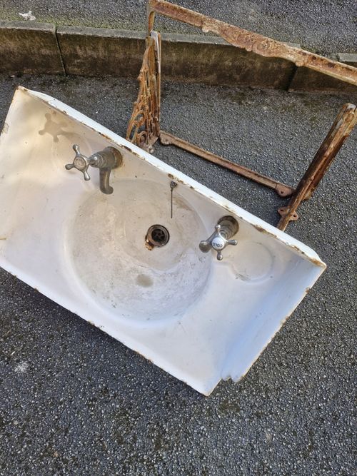 Victorian Cast Iron Sink Stand And Cast Iron Sink — image 22