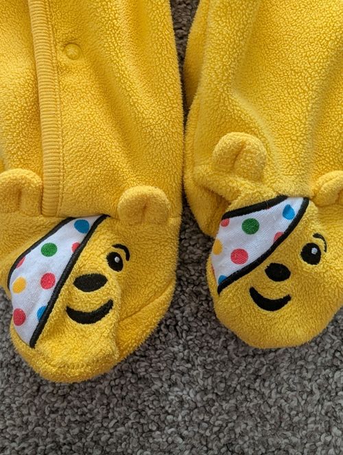 George Yellow Fleece Pudsey Bear Footed Babygrow Appliqué Long Sleeve 3-6M — image 2