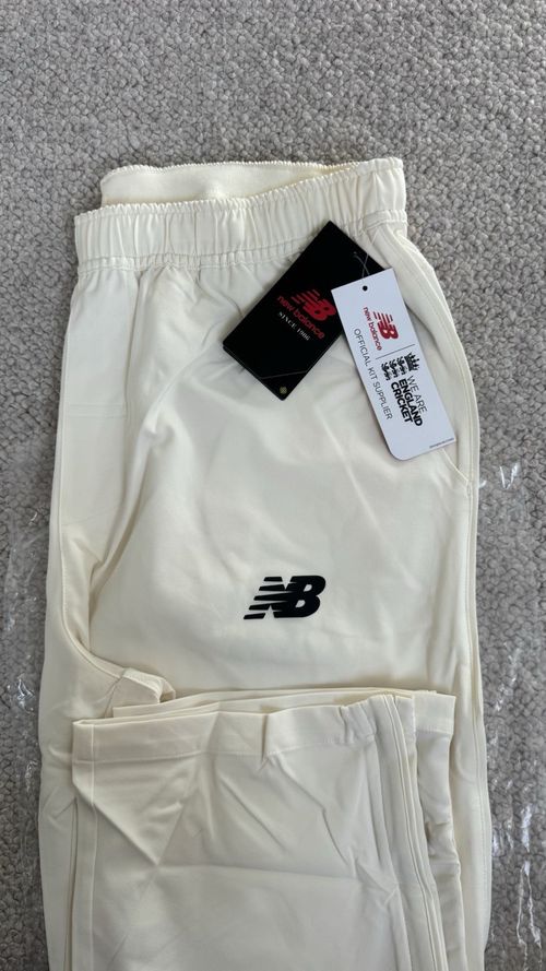 New Balance Men’s ECB Test Pant V2 - Large — image 2
