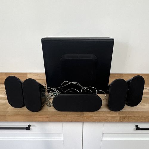 Samsung PS-KX30 5.1 Wired Home Theatre Speaker Subwoofer & HT-X30 DVD System