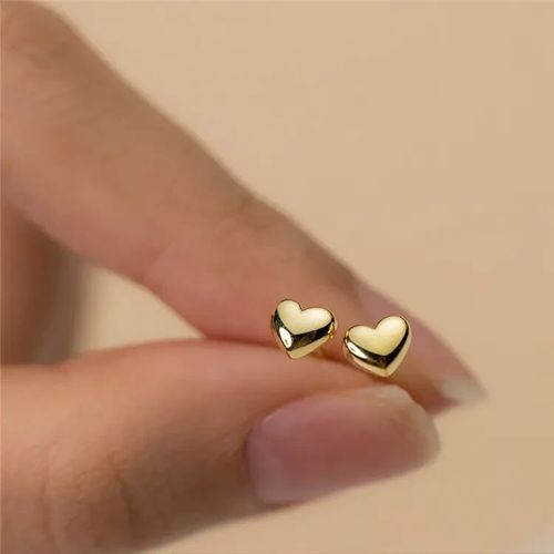 9ct gold  stud earrings heart design 6 mm pair — image 1