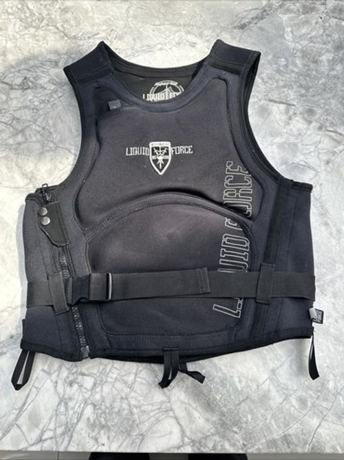 Liquid Force Impact Vest Jacket Large L Wakeboard Kitesurf Waterski NOT Life Ves
