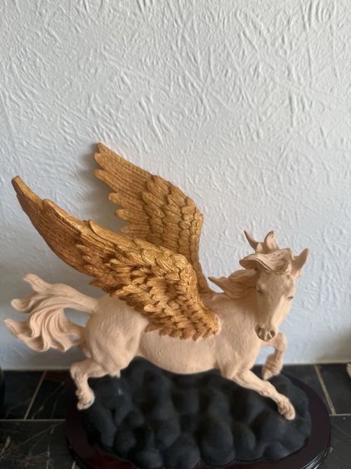 Pegasus Mythical Creature Ornament Figurine Winged Horse with Cloud Base — image 2