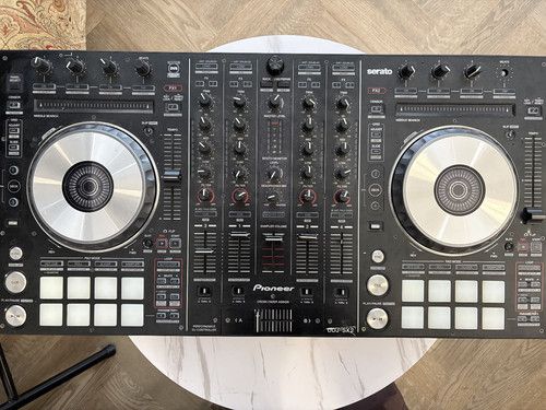 Pioneer DDJ-SX2 DJ Controller – Spares or Repair – Powers On