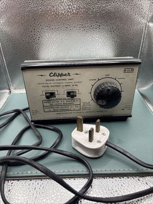 HAMMANT AND MORGAN OO GAUGE CLIPPER TRAIN CONTROLLER