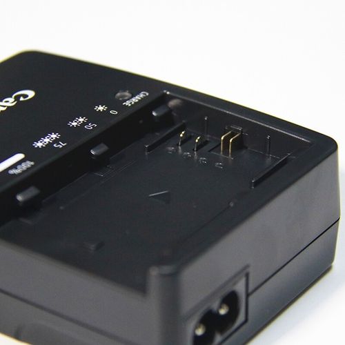 Genuine Original Canon LC-E6E Charger LP-E6 EOS 5D Mark II 70D EOS 60D EOS 60Da — image 7