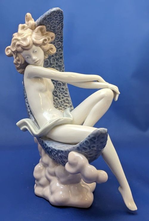 Lladro 1437 Moonlight Vintage Porcelain Figurine (Retired) — image 2