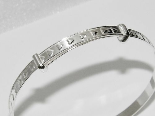 Sterling Silver Heart Expanding Baby Bangle -  NEW - Gift Boxed — image 8