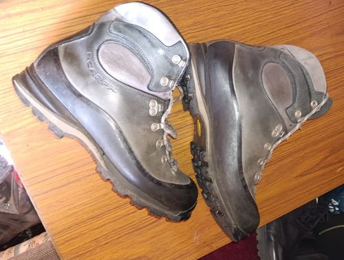 SCARPA SL ACTIVE, Mens Leather Walking boots, UK9 EU43, Brown, good condition — image 1