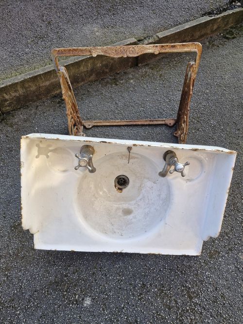 Victorian Cast Iron Sink Stand And Cast Iron Sink — image 15