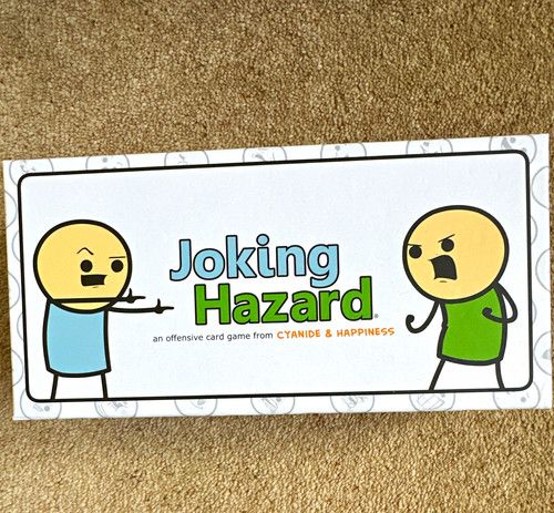 Cyanide & Happiness Joking Hazard Card Game 2016 3-10 Players Ages 17+