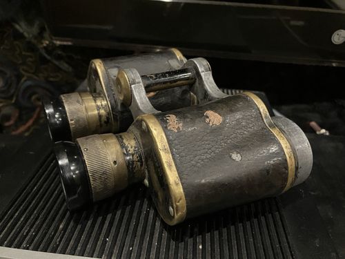 German WWII E Leitz Wetzlar Dienstglas 6x30 Binoculars Ser No169837. — image 3