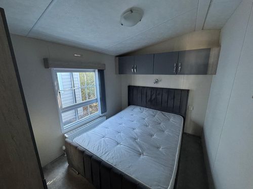 PRE-OWNED DELTA HUTTON LODGE 41x13 3 Bed — image 16