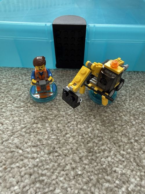 LEGO Dimensions Lot Minifigures, Vehicles & Storage Cases - Sonic, DC, Ninjago — image 17