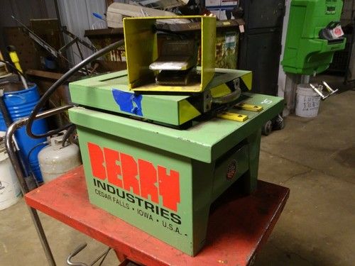 Berry Pipe Notching Machine Tested Works, 06014