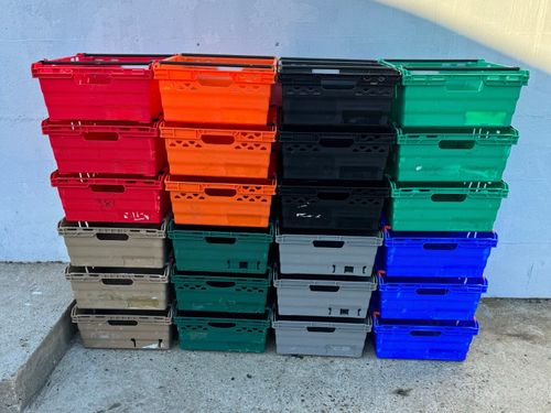 *** SPECIAL OFFER *** 10 x Bail Arm Crates / Bale Arm Plastic Stacking Boxes  — image 4