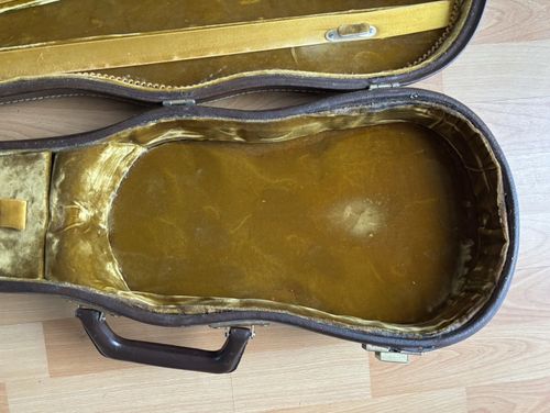 Good Vintage Violin Hard Case, Leather Effect Vinyl Covering, Gold Plush Lining — image 10