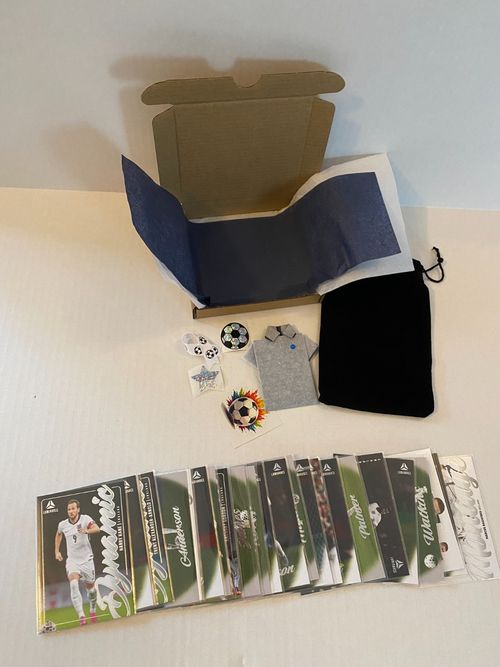 2026 England - Football Cards Gift Pack. Kids birthday/stocking/advent fillers — image 4