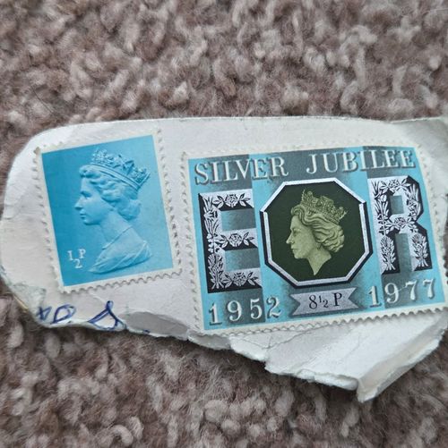 Great Britain Elizabeth II Silver Jubilee 8½p Used Stamp on Piece, Uncancelled — image 1