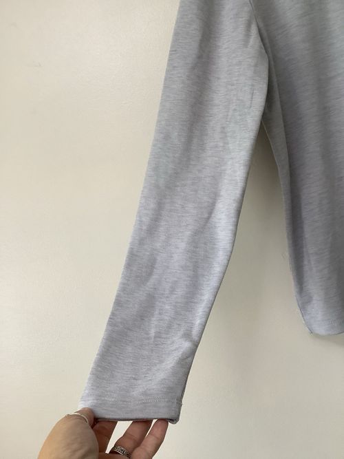 Avalanche Women’s Grey Pullover Hoodie Pockets Raglan Sleeve Size S — image 4