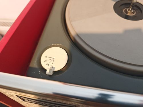  Danette Senator Record Player  1960s Vintage Retro Nice Condition  — image 10