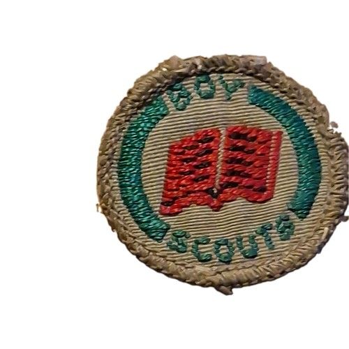 Boy Scout embroidered literacy Proficiency Badge. 