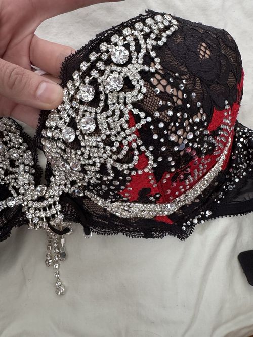 Rhinestone Vicky Ross bikini set with free Vinyl Dolls Harley Quinn costume set  — image 5
