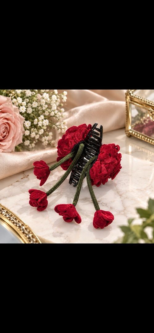 Women’s Red Rose Flower Claw Clip 10cm Fabric & Plastic Hair Accessory — image 8