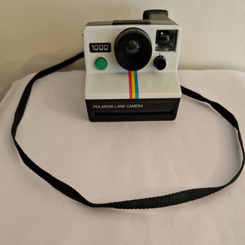 VINTAGE POLAROID LAND CAMERA 1000 SX-70 not tested. — image 8