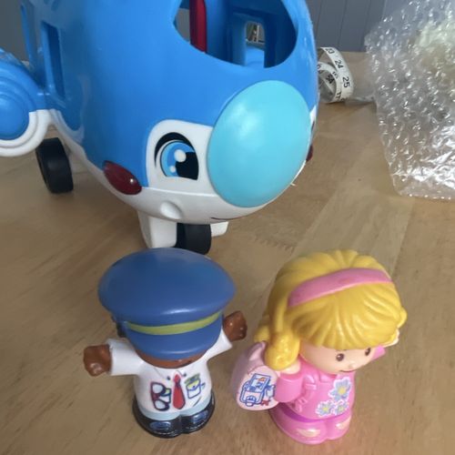 Fisher-Price Little People Blue Aeroplane with Pilot & Girl 2 Figures — image 4