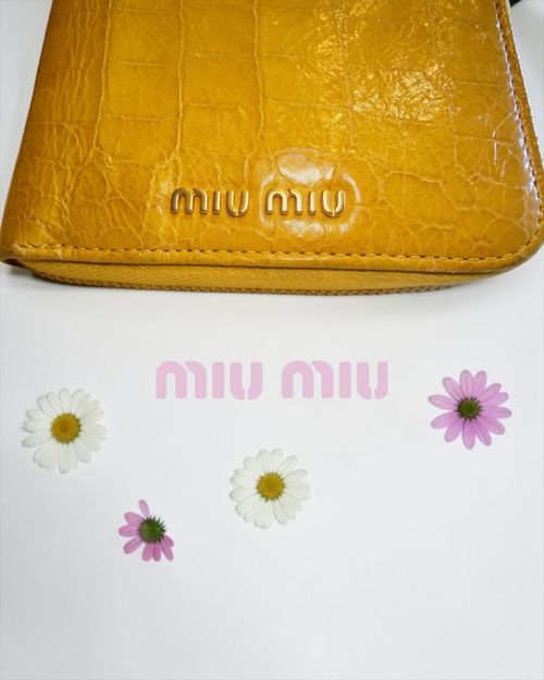 Vintage Miu Miu Yellow Croc Agenda Cover w/ Box & Tissue — image 6
