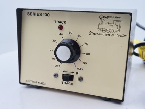 Gaugemaster Series 100 Single Track Analogue Model Railway Controller - TESTED — image 2