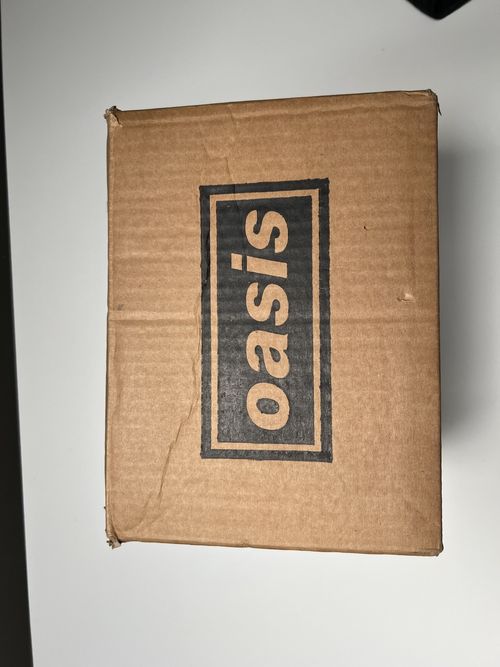 Oasis Vox Amplifier Box Set Rare CD  Accessory  — image 14