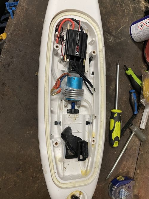 Brushless rc surfer project / radio controlled surfer  — image 8
