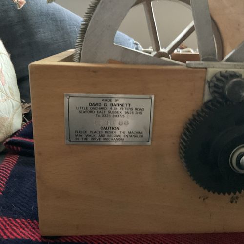David Barnett Vintage wood Drum Carder Hand Crank wool fibre processing machine  — image 23