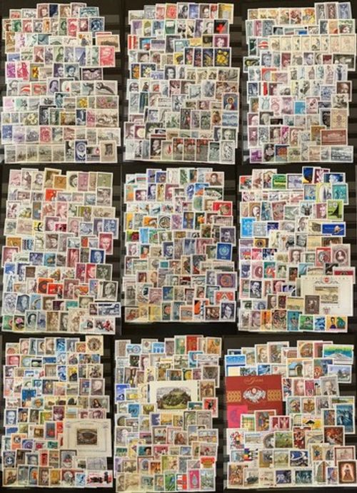AUSTRIA - 700 Commemorative STAMPS - ALL DIFFERENT - Very Nice Collection - MNH
