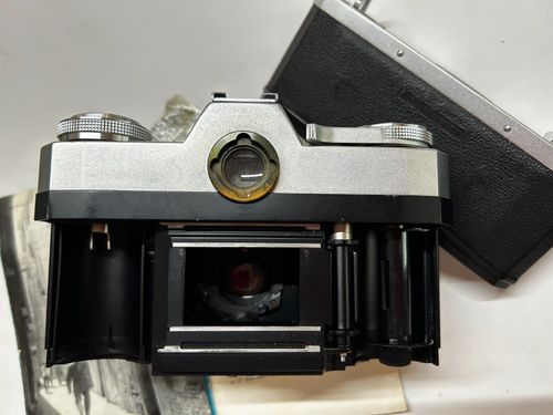 “Vintage Zeiss Ikon Contaflex SLR Camera Kit - Boxed/Case/Manual READ CLEANING” — image 9