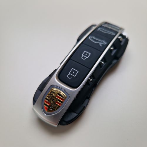 Porsche Key Fob Shell 4 Button - Cayenne Panamera Cayman | Smart Key Replacement — image 7