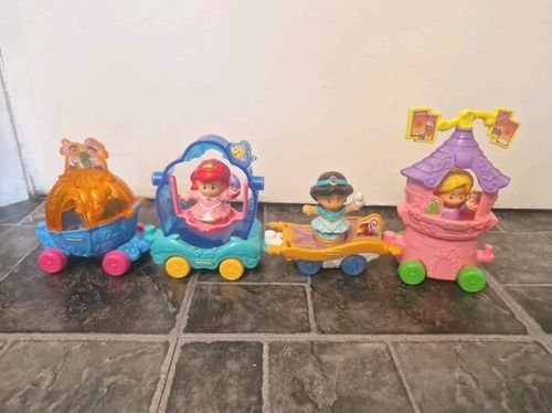 Fisher Price Little People Disney Princess Float Parade Train X 8 Carriages  — image 3