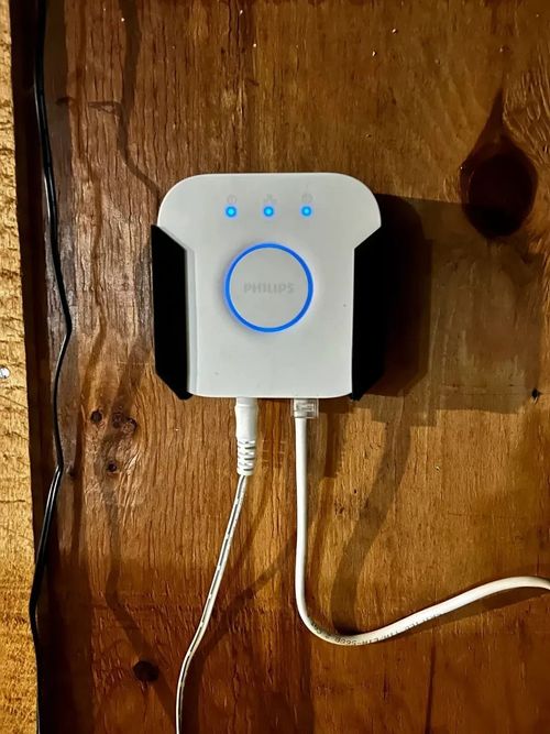 Wall Mount / Desk Mount Bracket for Philips Hue Bridge — image 4